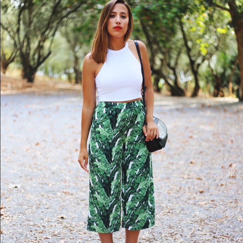 H&M palm leaf pants sizes 2